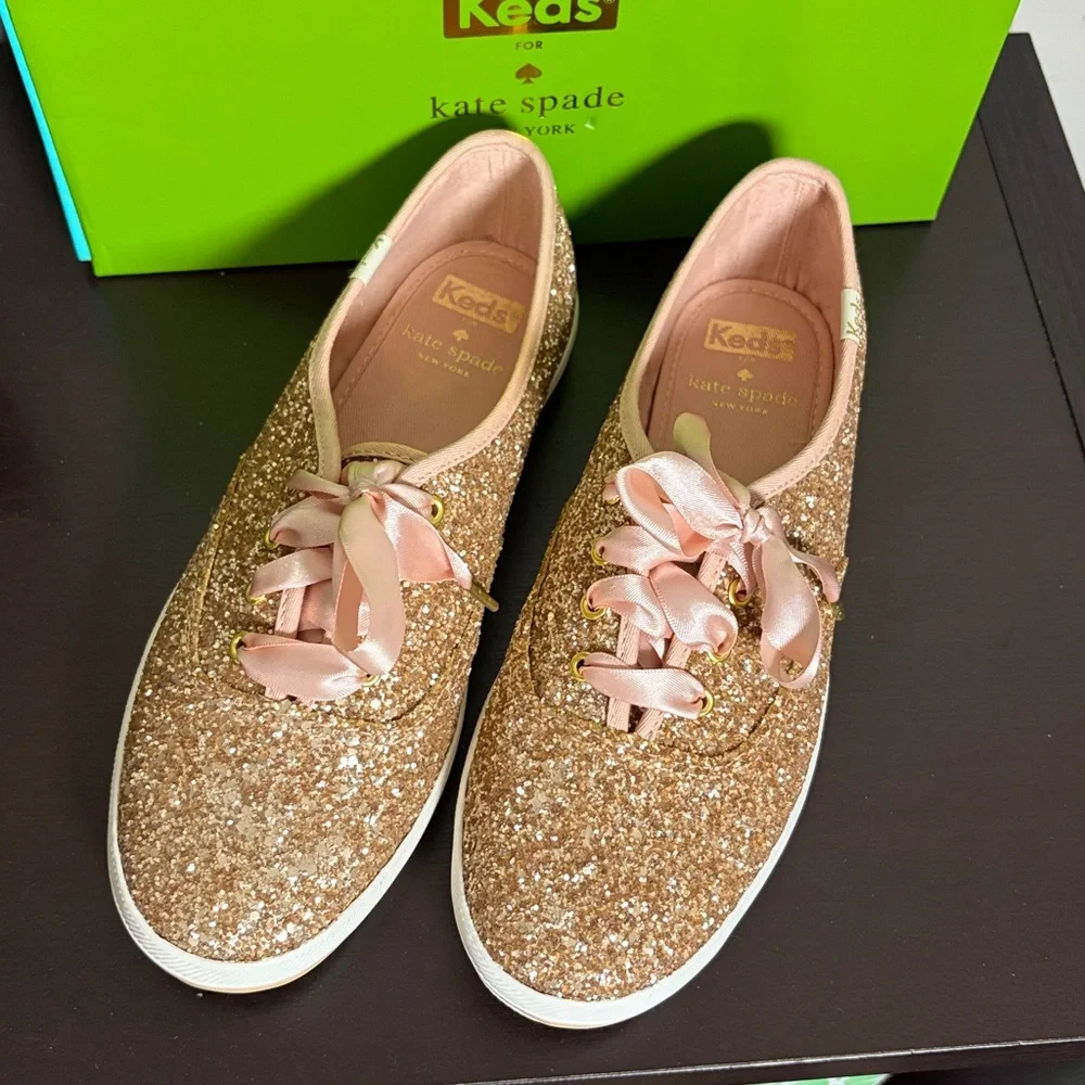 Kate Spade Rose Gold Glitter Sneaker Sparkle Sequin Wedding Sz 7 NEW - Picture 3 of 10